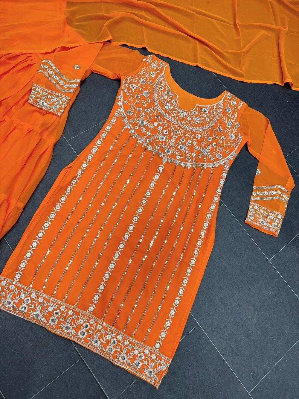 KD 1241 DESIGNER FAUX GEORGETTE SEQUENCE WORK DESIGNER KURTA WITH SHARARA AND DUPATTA ONLINE - Image 5